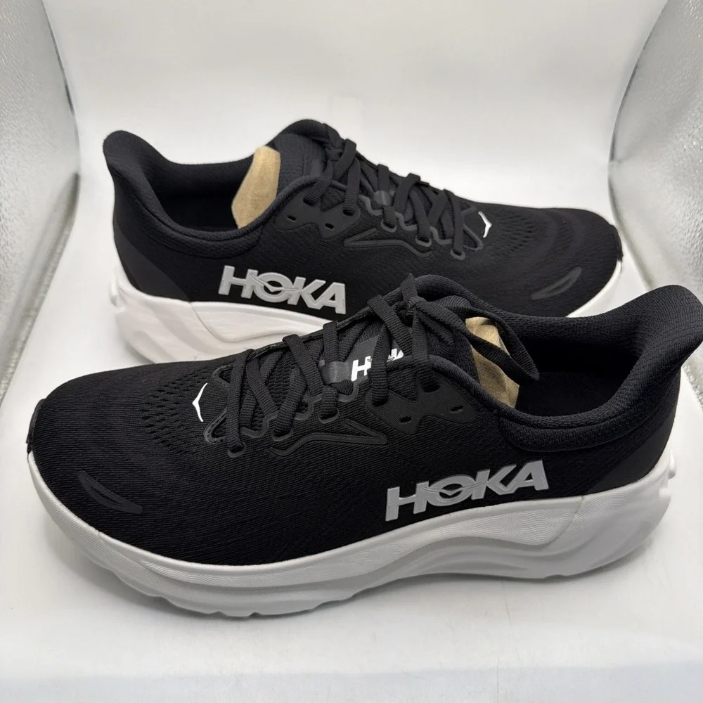 Hoka One One Men's Arahi 8 Running Shoes 1168690 BWHT Size 12D. NIB